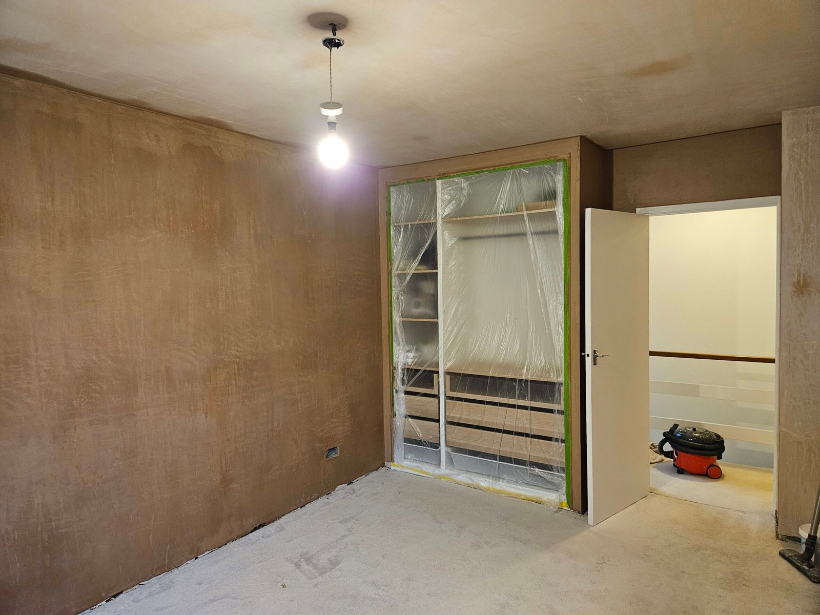 Radu Catruc Property Renovation | The Ultimate Guide to Expert Plastering and Wall Repair for Your Haslemere Home